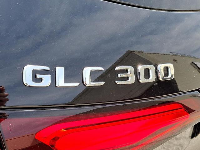 Photo of 2025 Black Mercedes-Benz GLC 300