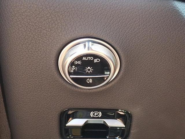 Photo of 2025 Starling Blue Metallic Mercedes-Benz GLC 300