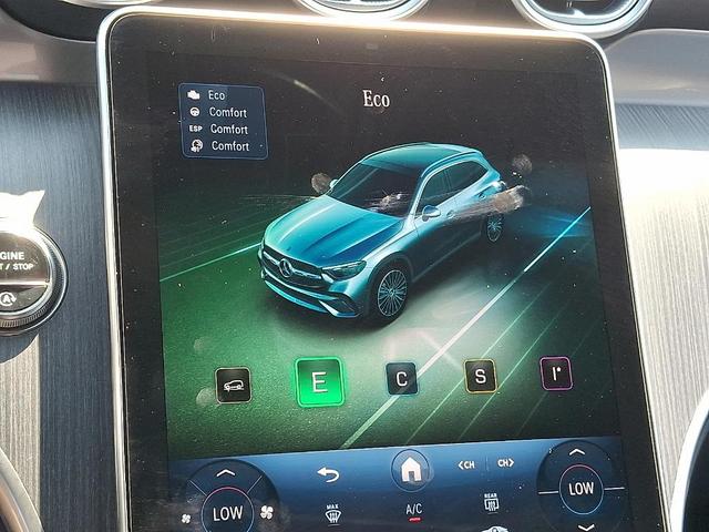 Photo of 2025 Starling Blue Metallic Mercedes-Benz GLC 300