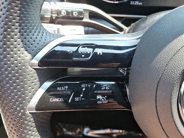 Photo of 2025 Starling Blue Metallic Mercedes-Benz GLC 300