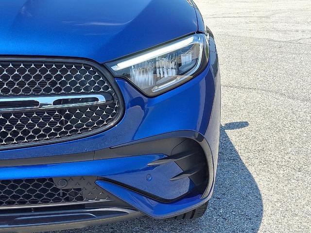 Photo of 2025 Starling Blue Metallic Mercedes-Benz GLC 300