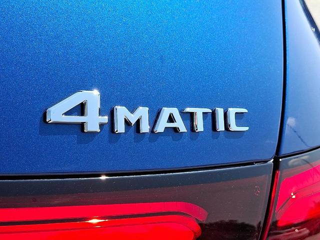Photo of 2025 Starling Blue Metallic Mercedes-Benz GLC 300