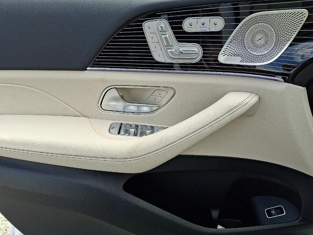 Photo of 2026 Polar White Mercedes-Benz GLE 350