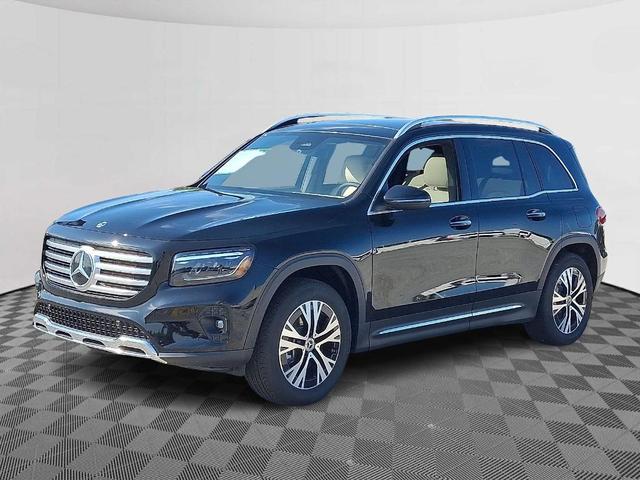Photo of 2026 Polar White Mercedes-Benz GLB 250