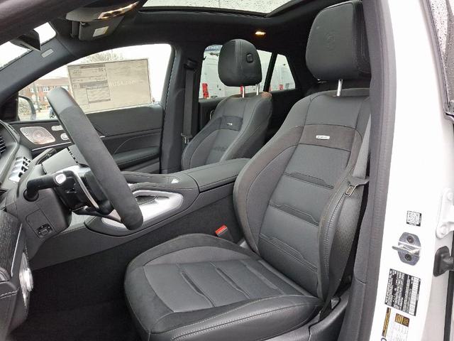 Photo of 2025 MANUFAKTUR Moonlight White Metallic Mercedes-Benz AMG GLE 53