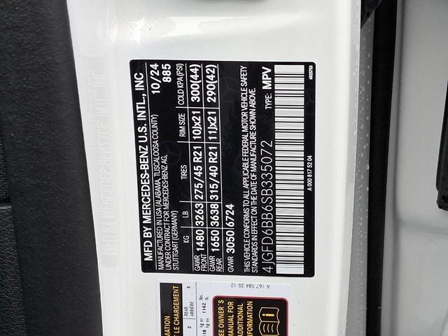 Photo of 2025 MANUFAKTUR Moonlight White Metallic Mercedes-Benz AMG GLE 53