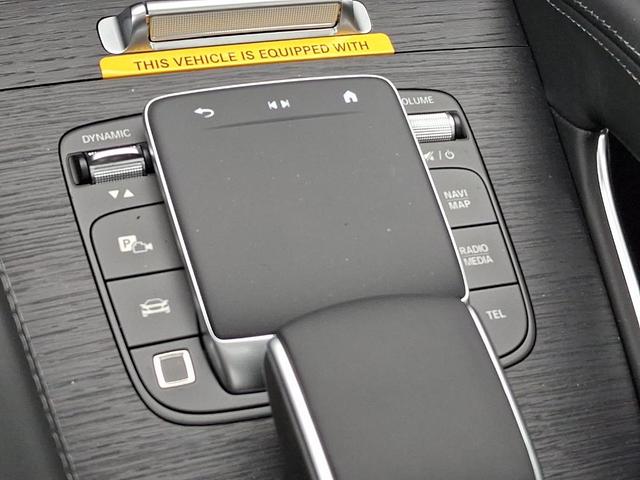 Photo of 2025 MANUFAKTUR Moonlight White Metallic Mercedes-Benz AMG GLE 53