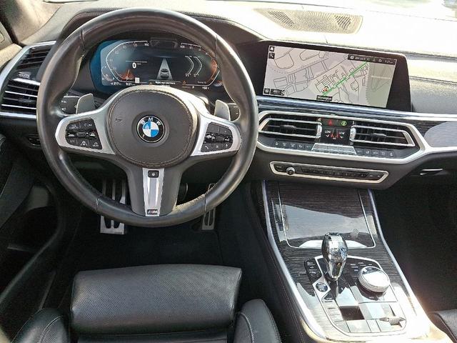 Photo of 2022 Alpine White BMW X7