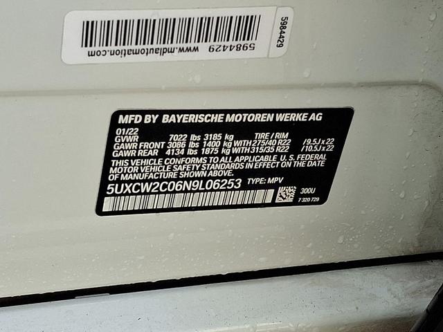 Photo of 2022 Alpine White BMW X7