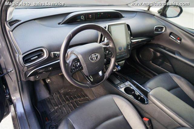 Photo of 2020 Magnetic Gray Metallic Toyota Prius Prime