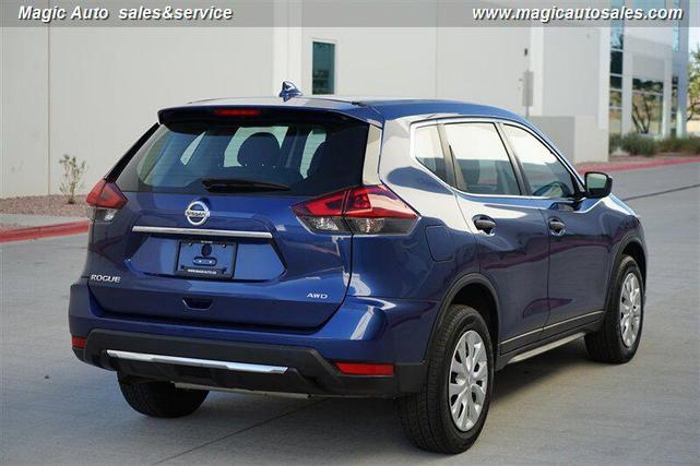 Photo of 2020 Caspian Blue Metallic Nissan Rogue