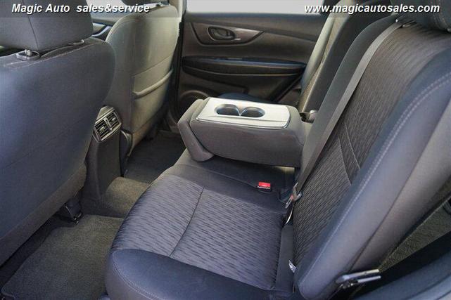 Photo of 2020 Caspian Blue Metallic Nissan Rogue
