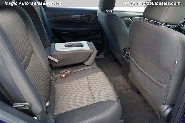 Photo of 2020 Caspian Blue Metallic Nissan Rogue