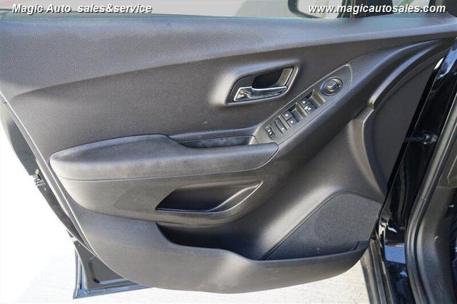 Photo of 2019 Mosaic Black Metallic Chevrolet Trax