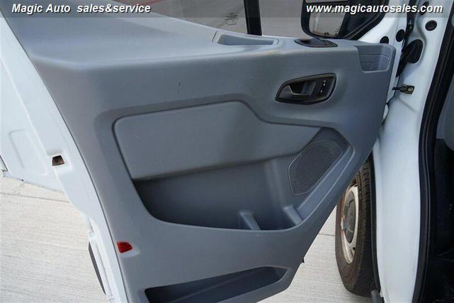 Photo of 2018 Oxford White Ford Transit-250
