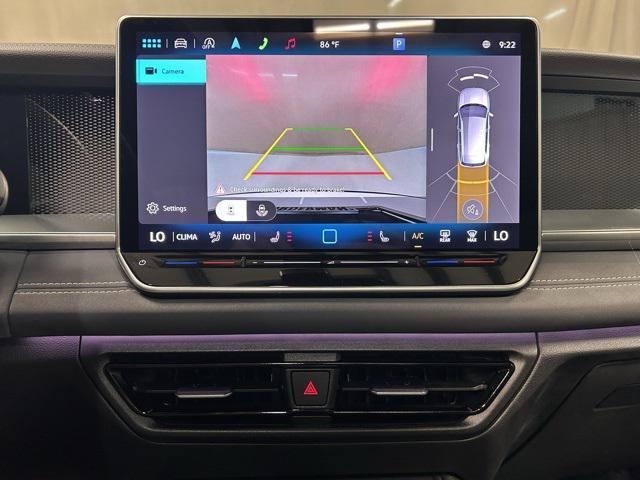 Photo of 2025 Opal White Pearl Volkswagen Tiguan