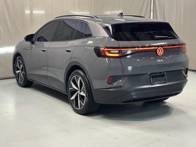 Photo of 2023 Pure Gray Volkswagen ID.4
