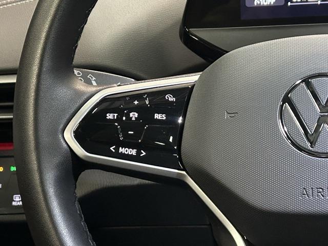 Photo of 2023 Pure Gray Volkswagen ID.4