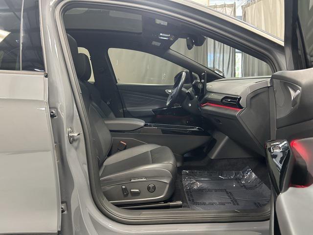Photo of 2023 Pure Gray Volkswagen ID.4