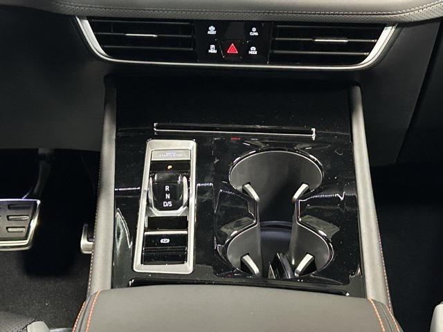 Photo of 2025 Pure Gray Volkswagen Atlas