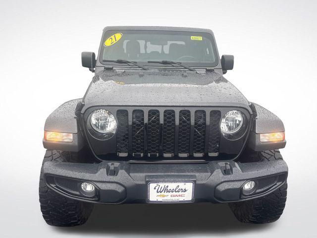 Photo of 2021 Granite Crystal Metallic Clearcoat Jeep Gladiator