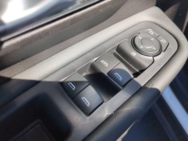 Photo of 2024 Summit White GMC Terrain