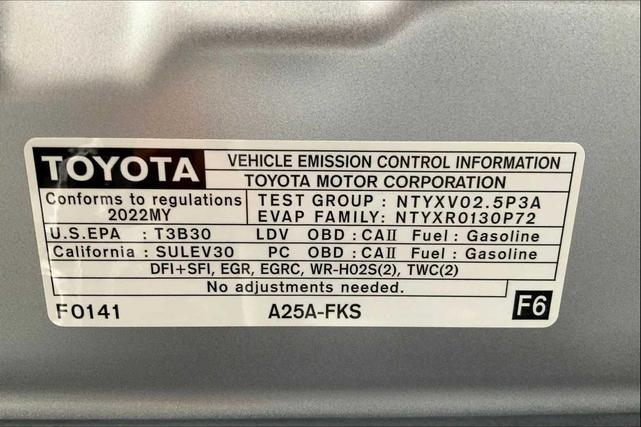 Photo of 2022 Celestial Silver Metallic Toyota Camry