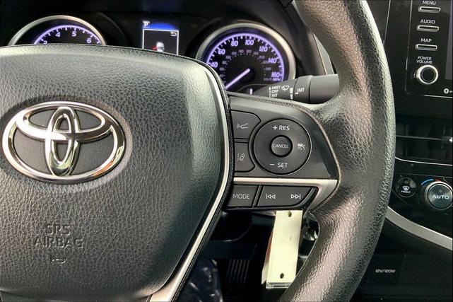Photo of 2022 Celestial Silver Metallic Toyota Camry