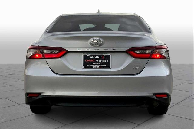 Photo of 2022 Celestial Silver Metallic Toyota Camry