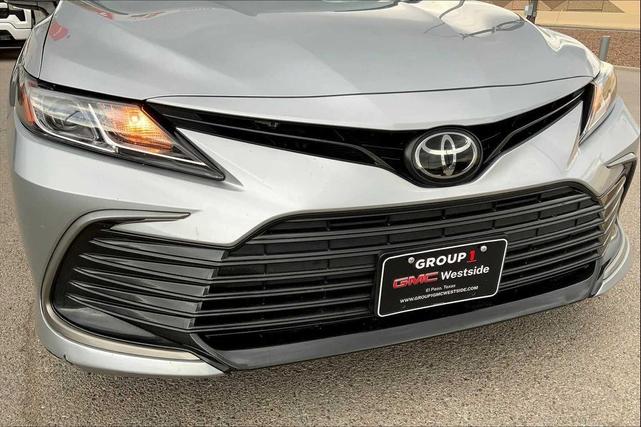 Photo of 2022 Celestial Silver Metallic Toyota Camry