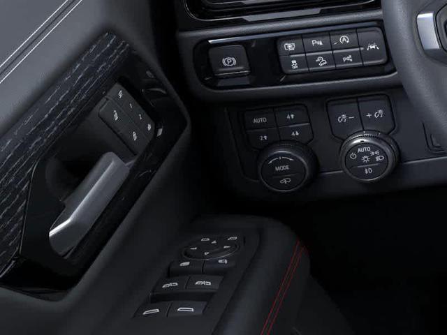 Photo of 2025 Summit White GMC Yukon XL