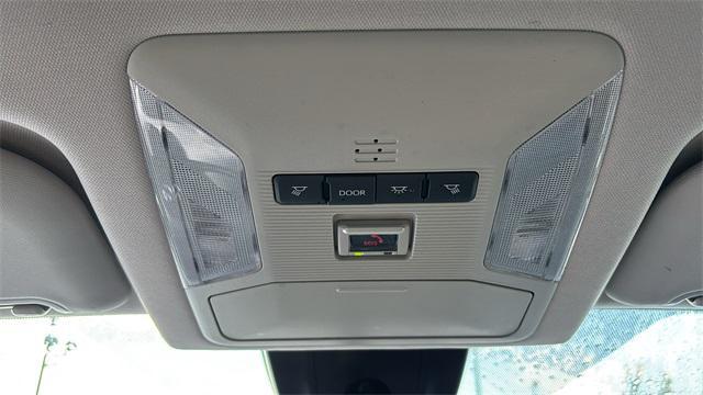 Photo of 2023 03t3 Toyota RAV4
