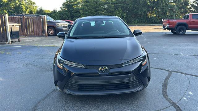 Photo of 2024 Midnight Black Metallic Toyota Corolla