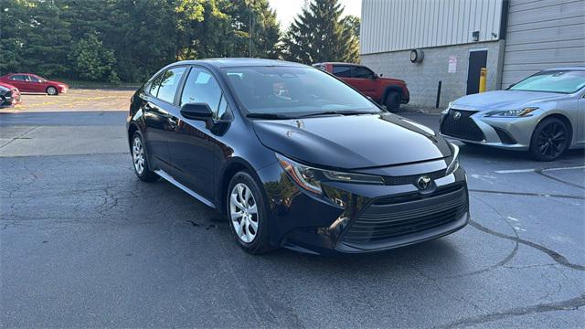 Photo of 2024 Midnight Black Metallic Toyota Corolla