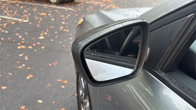 Photo of 2024 Iconic Silver Metallic Ford Escape