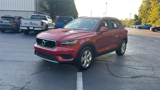 Photo of 2022 Fusion Red Metallic Volvo XC40