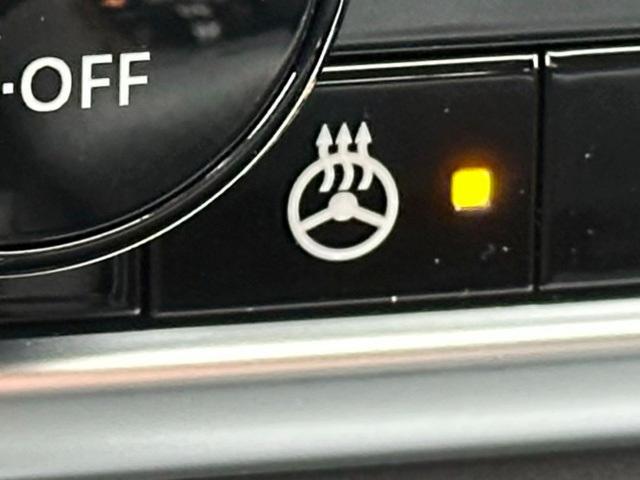 Photo of 2025 Black Nissan Rogue