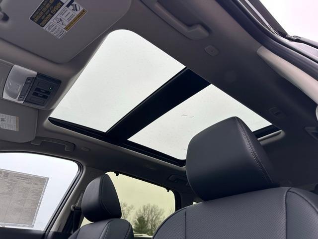 Photo of 2025 Black Nissan Rogue