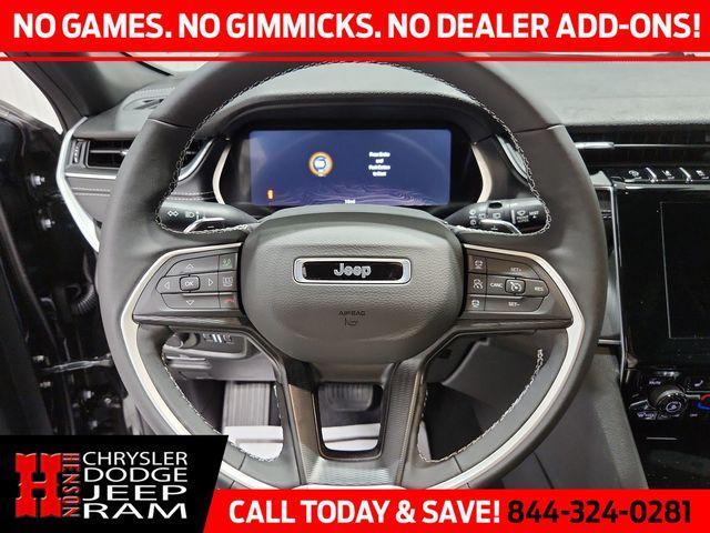 Photo of 2025 Diamond Black Jeep Grand Cherokee L