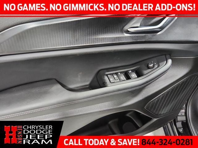 Photo of 2025 Diamond Black Jeep Grand Cherokee L