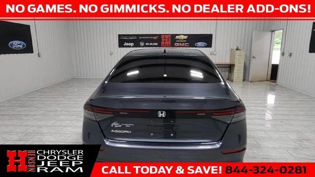 Photo of 2023 Meteorite Gray Metallic Honda Accord