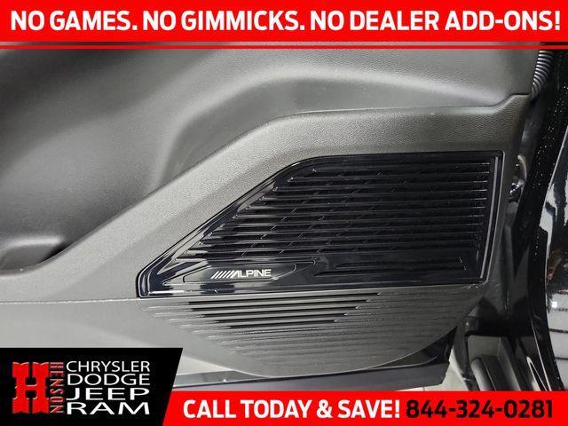 Photo of 2025 Diamond Black Jeep Wagoneer S