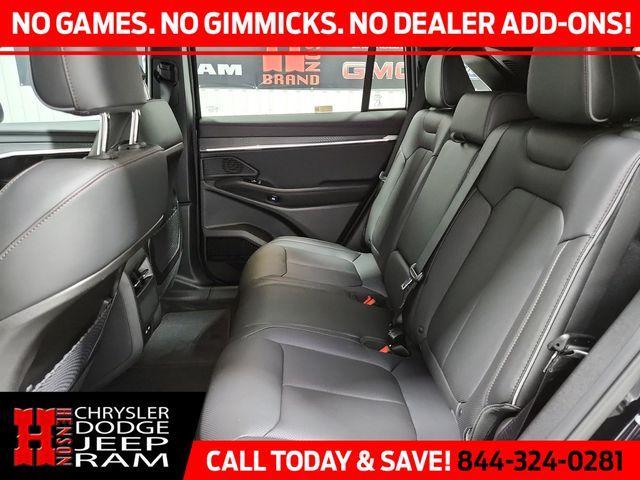 Photo of 2025 Diamond Black Jeep Wagoneer S