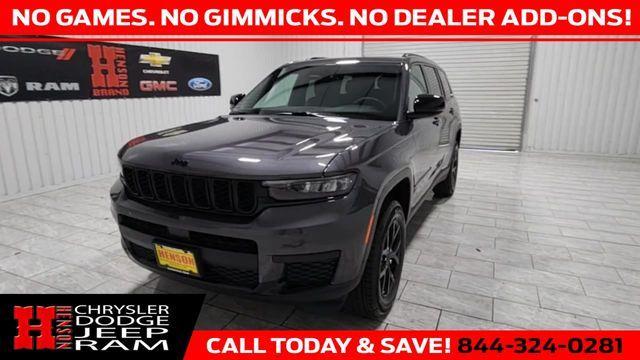 Photo of 2025 Metallic Jeep Grand Cherokee L