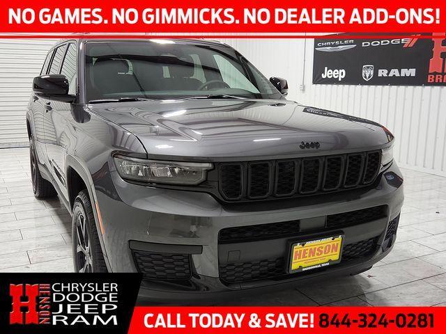 Photo of 2025 Metallic Jeep Grand Cherokee L