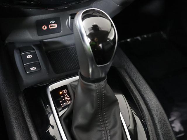 Photo of 2022 Scarlet Ember Pearl Metallic Nissan Rogue Sport