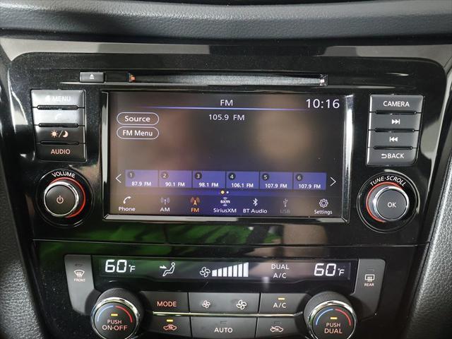 Photo of 2022 Scarlet Ember Pearl Metallic Nissan Rogue Sport