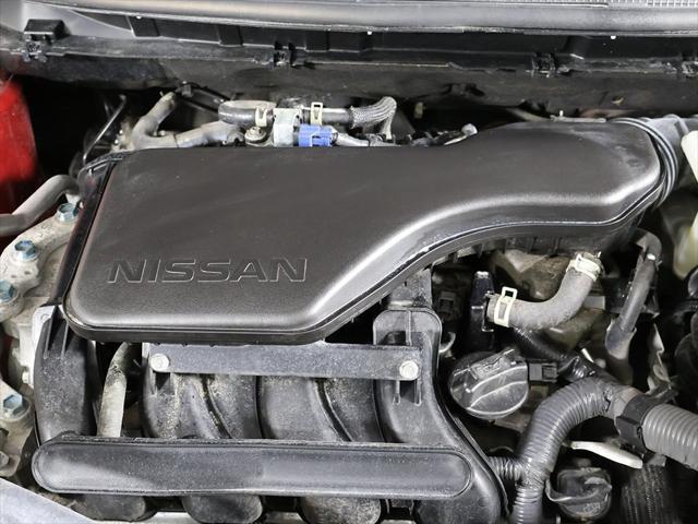 Photo of 2022 Scarlet Ember Pearl Metallic Nissan Rogue Sport