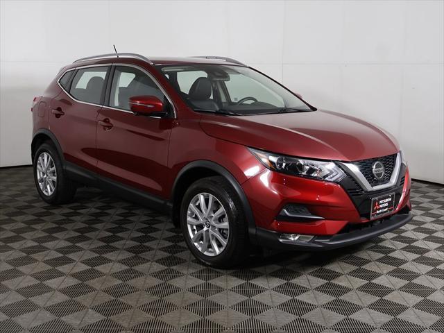 Photo of 2022 Scarlet Ember Pearl Metallic Nissan Rogue Sport