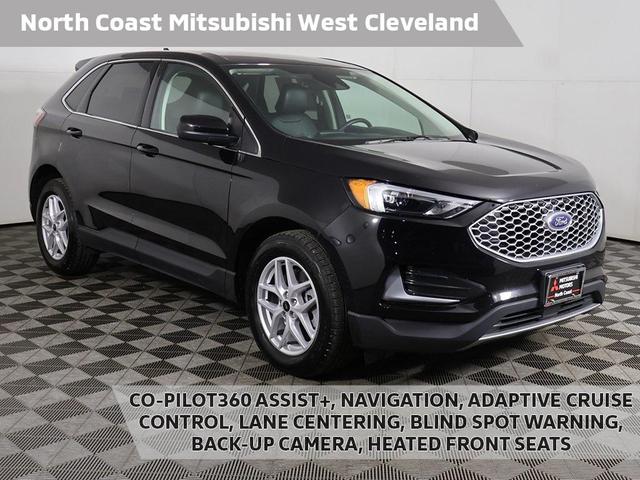 Photo of 2024 Black Metallic Ford Edge